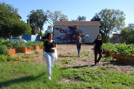 Emmanuel Pratt, The Sweetwater Foundation, at the There Grows the Neighborhood pilot project